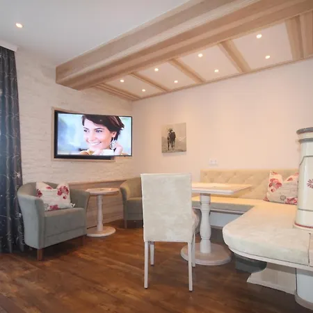 Wohlfuehlhotel Bercher