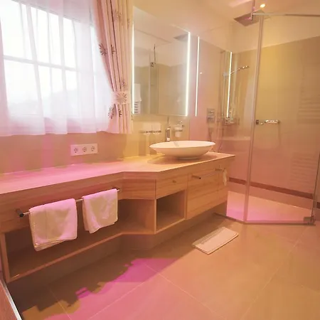 Wohlfuehlhotel Bercher 4*