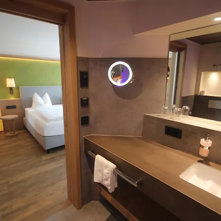 Wohlfuehlhotel Bercher 4*