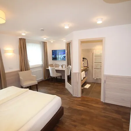 Wohlfuehlhotel Bercher Szálloda 4*