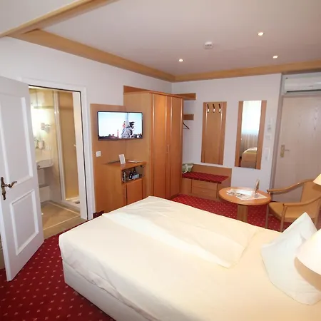 Wohlfuehlhotel Bercher 호텔