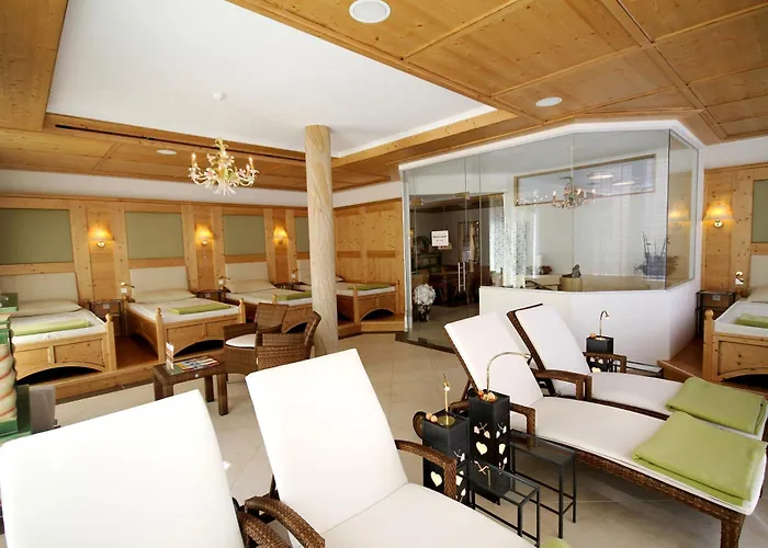 Hotell Wohlfuehlhotel Bercher 4*